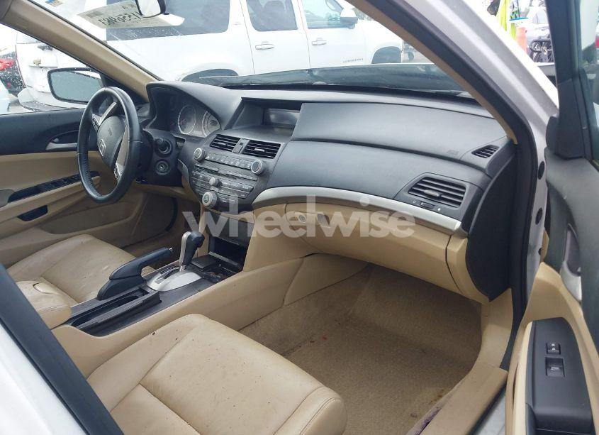 Photo 5 of 2012 Honda Accord 2.4 SE (VIN 1HGCP2F67CA136531)