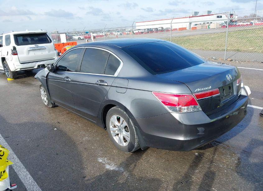 Photo 3 of 2011 Honda Accord 2.4 SE (VIN 1HGCP2F68BA018339)