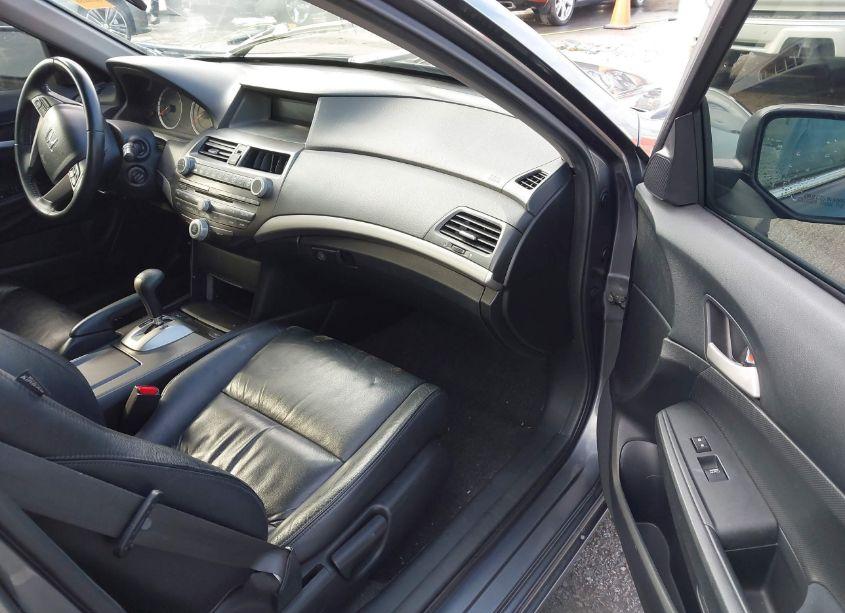 Photo 5 of 2011 Honda Accord 2.4 SE (VIN 1HGCP2F68BA018339)