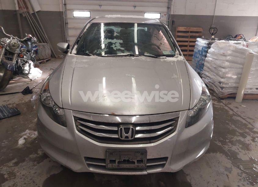 Photo 13 of 2011 Honda Accord 2.4 SE (VIN 1HGCP2F68BA033066)