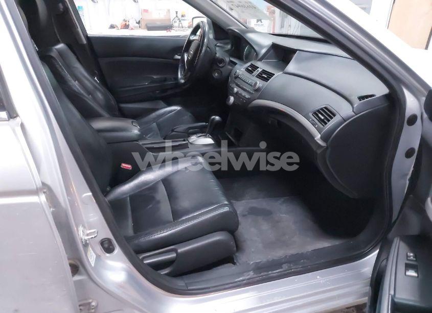 Photo 5 of 2011 Honda Accord 2.4 SE (VIN 1HGCP2F68BA117064)