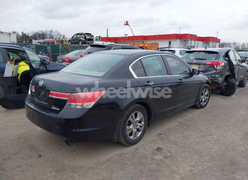 Photo 4 of 2011 Honda Accord 2.4 SE (VIN 1HGCP2F68BA155944)