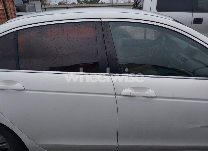 Photo 13 of 2012 Honda Accord 2.4 SE (VIN 1HGCP2F68CA052993)