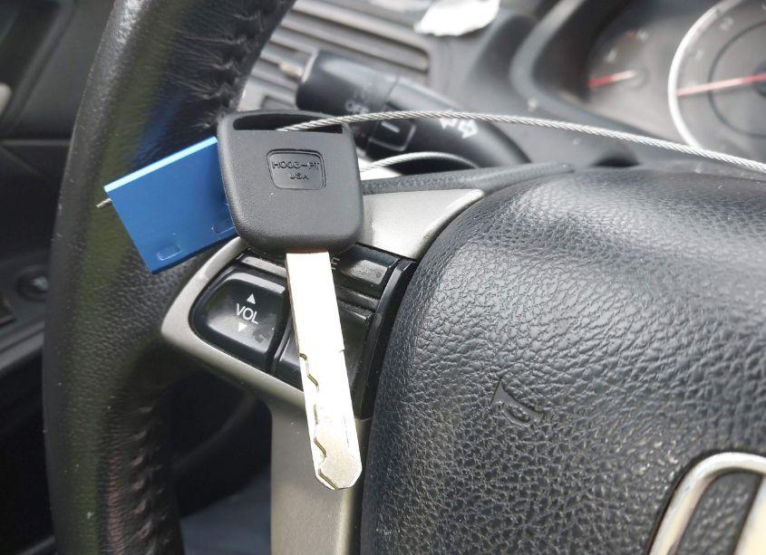 Photo 11 of 2012 Honda Accord 2.4 SE (VIN 1HGCP2F68CA130365)