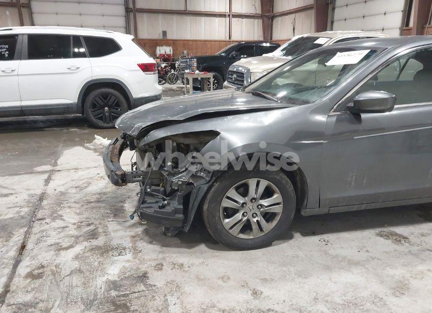 Photo 6 of 2012 Honda Accord 2.4 SE (VIN 1HGCP2F68CA197290)