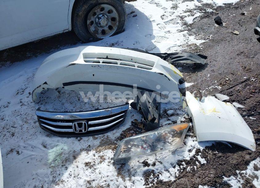 Photo 12 of 2012 Honda Accord 2.4 SE (VIN 1HGCP2F69CA067812)