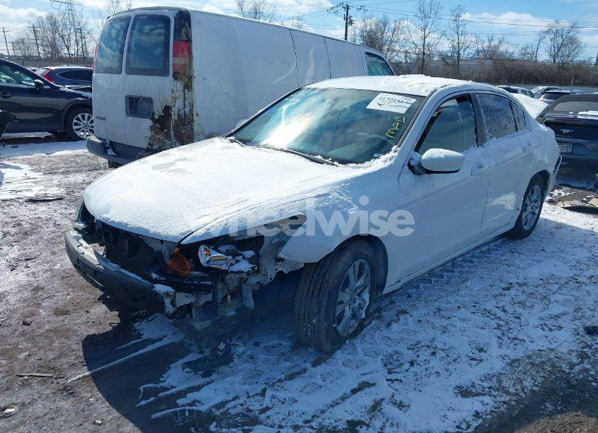 Photo 2 of 2012 Honda Accord 2.4 SE (VIN 1HGCP2F69CA067812)