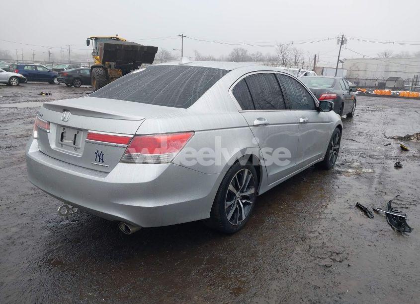Photo 4 of 2012 Honda Accord 2.4 SE (VIN 1HGCP2F69CA241930)