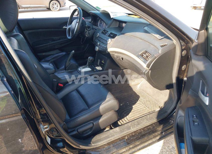 Photo 5 of 2012 Honda Accord 2.4 SE (VIN 1HGCP2F6XCA072548)