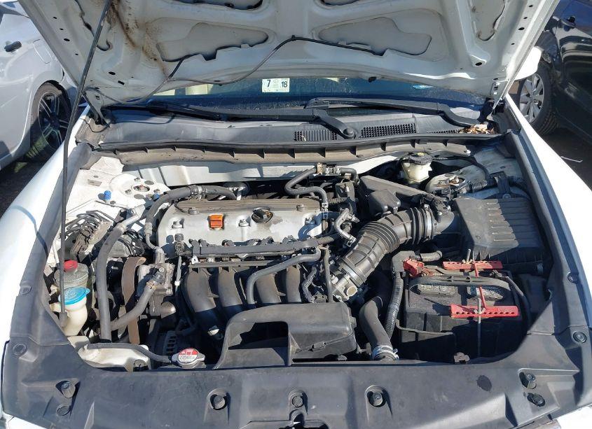 Photo 10 of 2012 Honda Accord 2.4 SE (VIN 1HGCP2F6XCA134739)