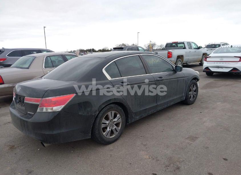 Photo 4 of 2012 Honda Accord 2.4 SE (VIN 1HGCP2F6XCA188641)