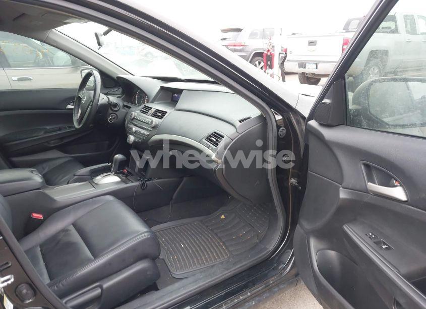 Photo 5 of 2012 Honda Accord 2.4 SE (VIN 1HGCP2F6XCA188641)