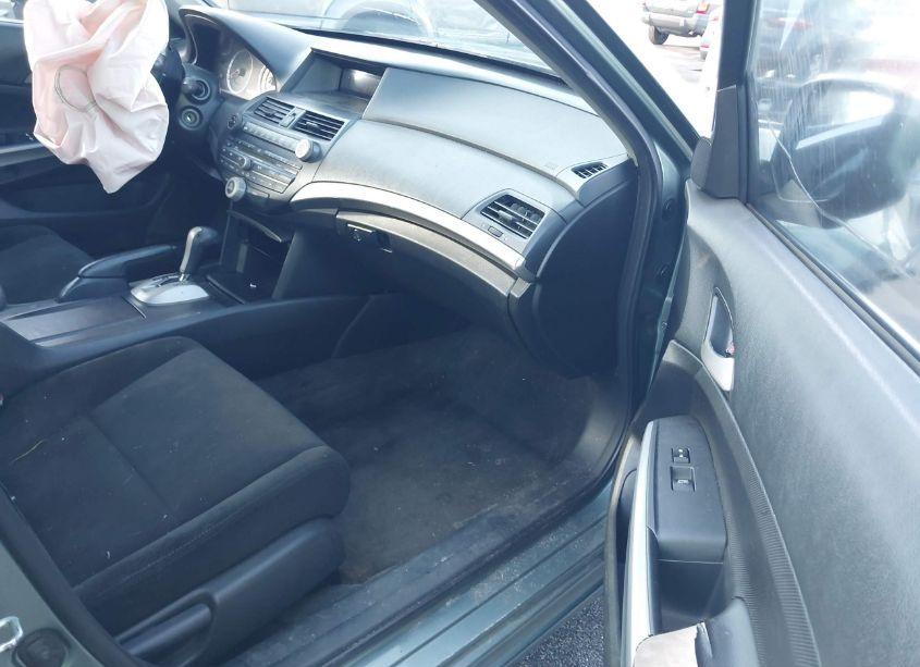 Photo 5 of 2010 Honda Accord 2.4 EX (VIN 1HGCP2F70AA006385)