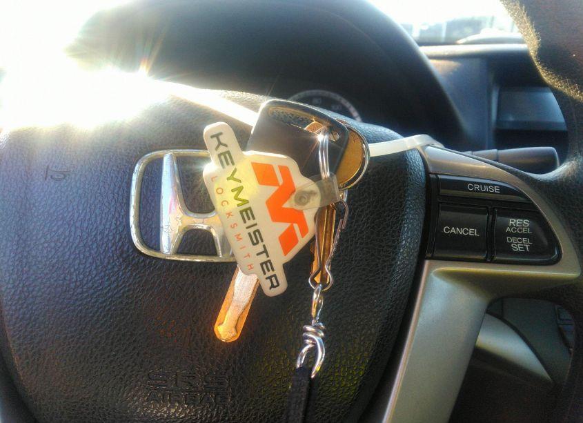 Photo 11 of 2010 Honda Accord 2.4 EX (VIN 1HGCP2F70AA022862)