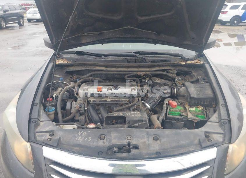 Photo 10 of 2011 Honda Accord 2.4 EX (VIN 1HGCP2F70BA016206)