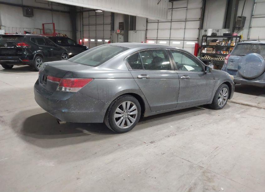 Photo 4 of 2011 Honda Accord 2.4 EX (VIN 1HGCP2F70BA042627)