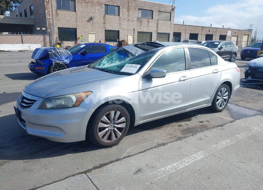 Photo 2 of 2011 Honda Accord 2.4 EX (VIN 1HGCP2F70BA063638)