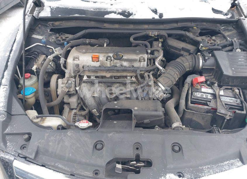 Photo 10 of 2011 Honda Accord 2.4 EX (VIN 1HGCP2F70BA099720)