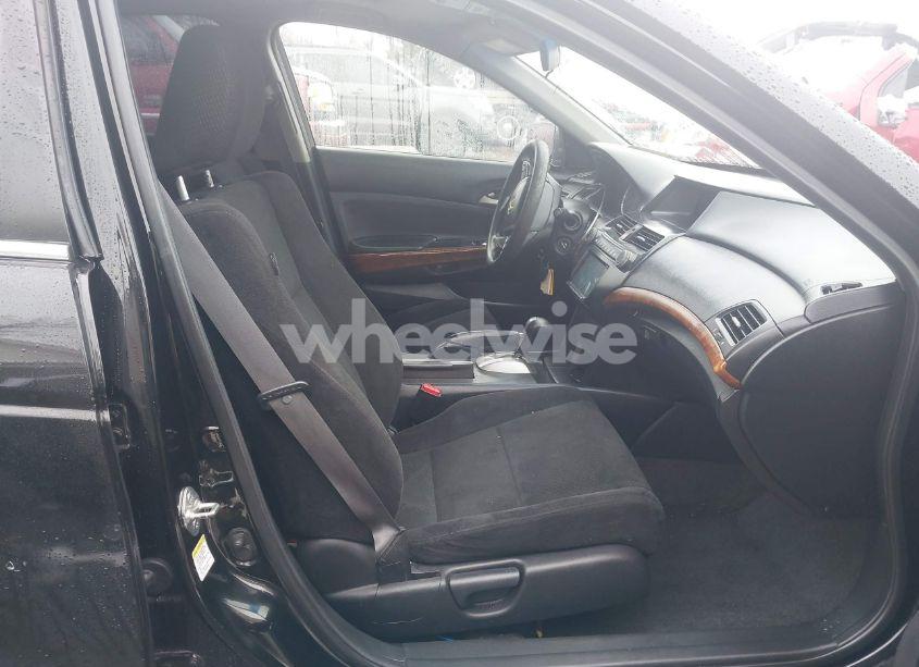 Photo 5 of 2011 Honda Accord 2.4 EX (VIN 1HGCP2F70BA154876)