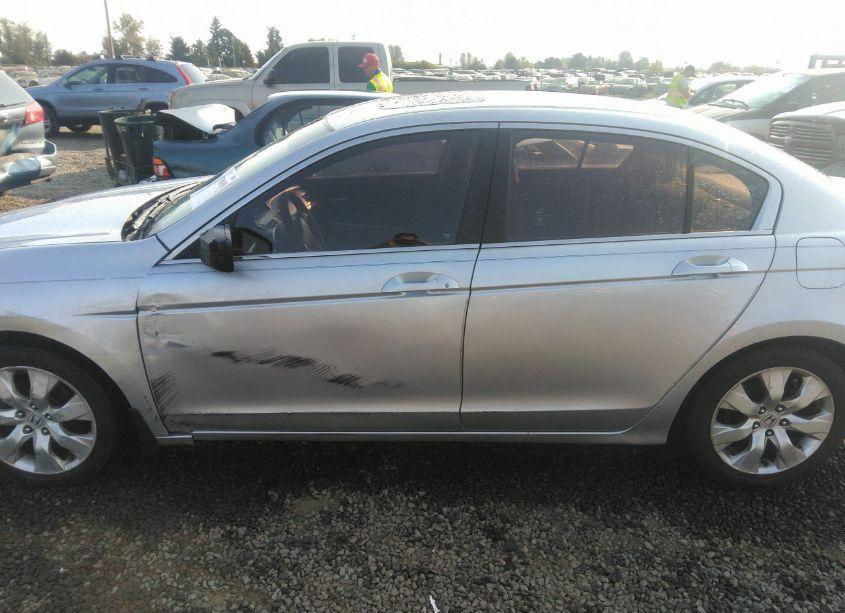 Photo 15 of 2010 Honda Accord 2.4 EX (VIN 1HGCP2F71AA088997)