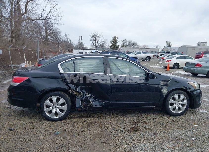 Photo 13 of 2010 Honda Accord 2.4 EX (VIN 1HGCP2F71AA121772)