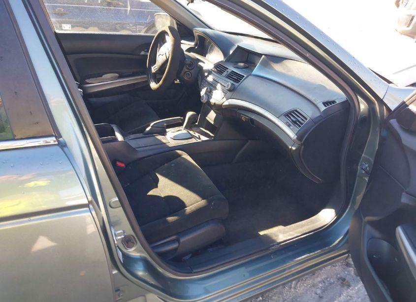 Photo 5 of 2010 Honda Accord 2.4 EX (VIN 1HGCP2F71AA125868)