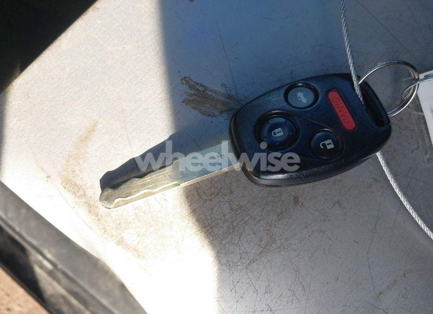 Photo 11 of 2011 Honda Accord 2.4 EX (VIN 1HGCP2F71BA078956)