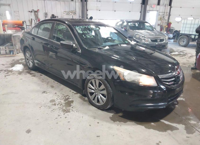 2011 Honda Accord 2.4 EX (VIN 1HGCP2F71BA157995) main photo