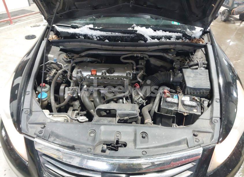 Photo 10 of 2011 Honda Accord 2.4 EX (VIN 1HGCP2F71BA157995)