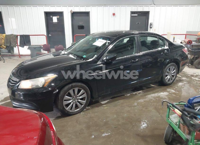 Photo 2 of 2011 Honda Accord 2.4 EX (VIN 1HGCP2F71BA157995)
