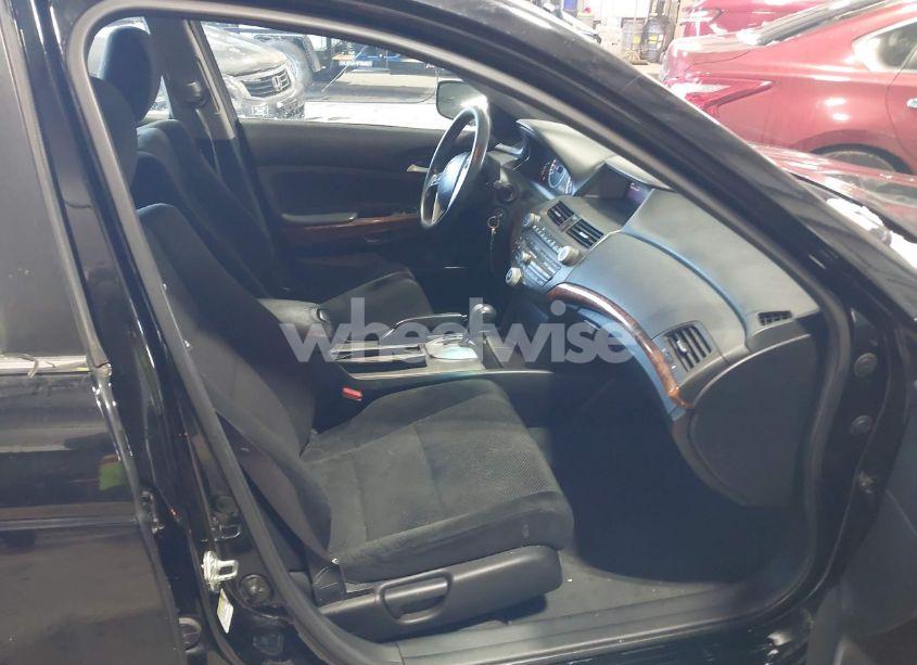 Photo 5 of 2011 Honda Accord 2.4 EX (VIN 1HGCP2F71BA157995)