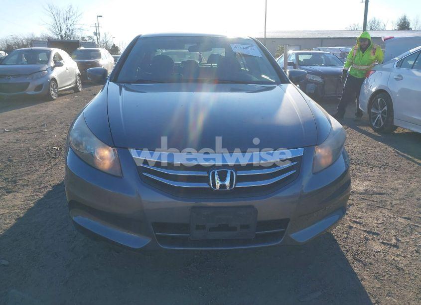 Photo 13 of 2012 Honda Accord 2.4 EX (VIN 1HGCP2F71CA172207)