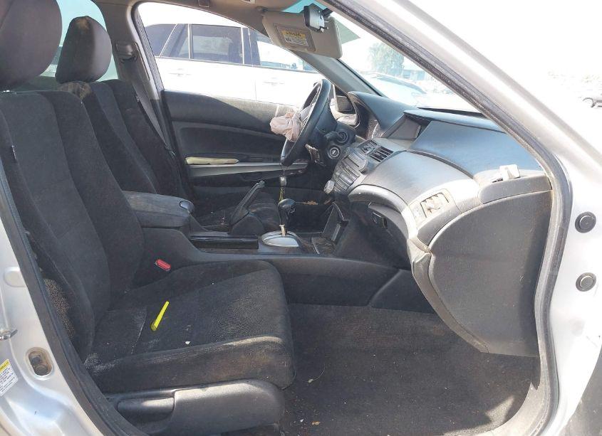 Photo 5 of 2010 Honda Accord 2.4 EX (VIN 1HGCP2F72AA014777)