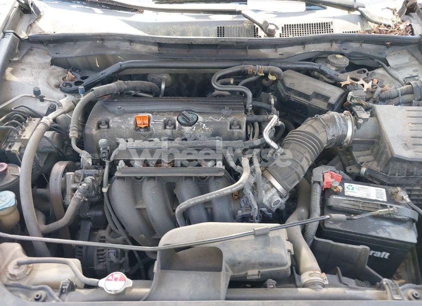 Photo 10 of 2010 Honda Accord 2.4 EX (VIN 1HGCP2F72AA026069)