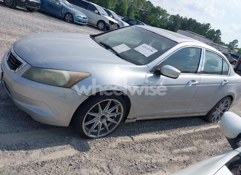 Photo 14 of 2010 Honda Accord 2.4 EX (VIN 1HGCP2F72AA026069)
