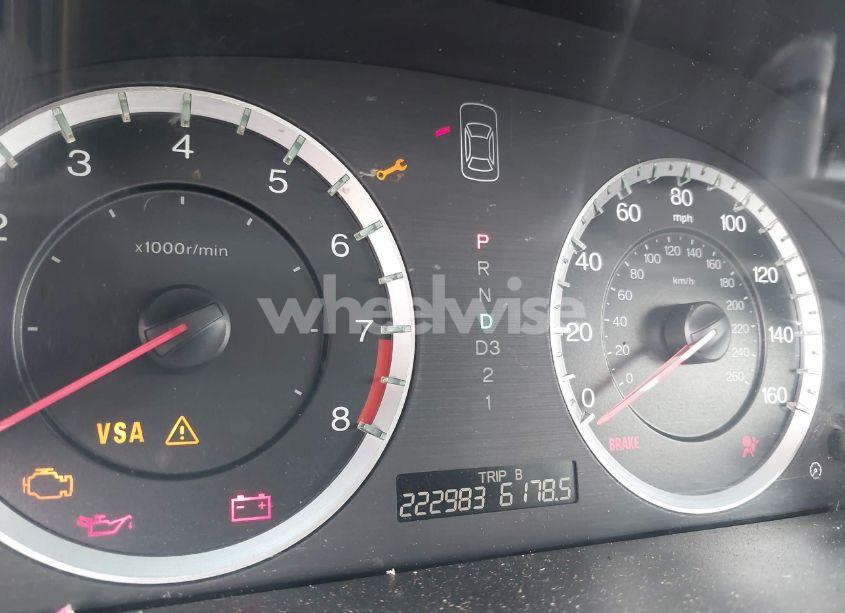 Photo 15 of 2010 Honda Accord 2.4 EX (VIN 1HGCP2F72AA026069)