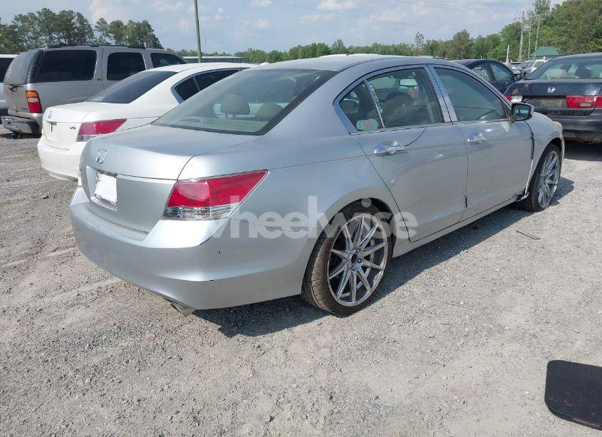 Photo 4 of 2010 Honda Accord 2.4 EX (VIN 1HGCP2F72AA026069)