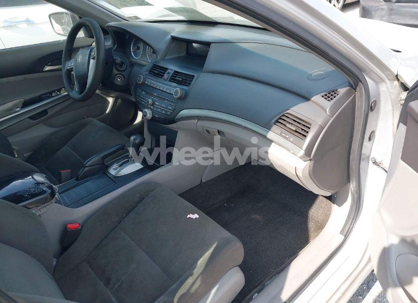 Photo 5 of 2010 Honda Accord 2.4 EX (VIN 1HGCP2F72AA026069)