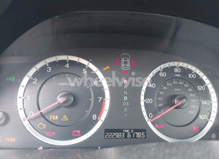 Photo 7 of 2010 Honda Accord 2.4 EX (VIN 1HGCP2F72AA026069)