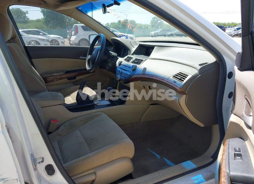 Photo 5 of 2010 Honda Accord 2.4 EX (VIN 1HGCP2F72AA092850)