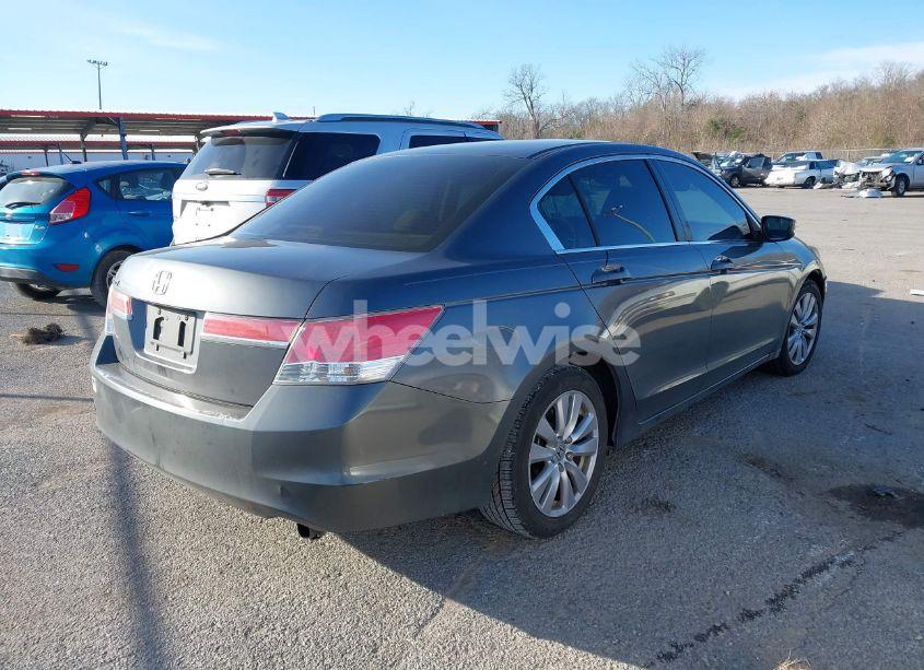 Photo 4 of 2011 Honda Accord 2.4 EX (VIN 1HGCP2F72BA028647)