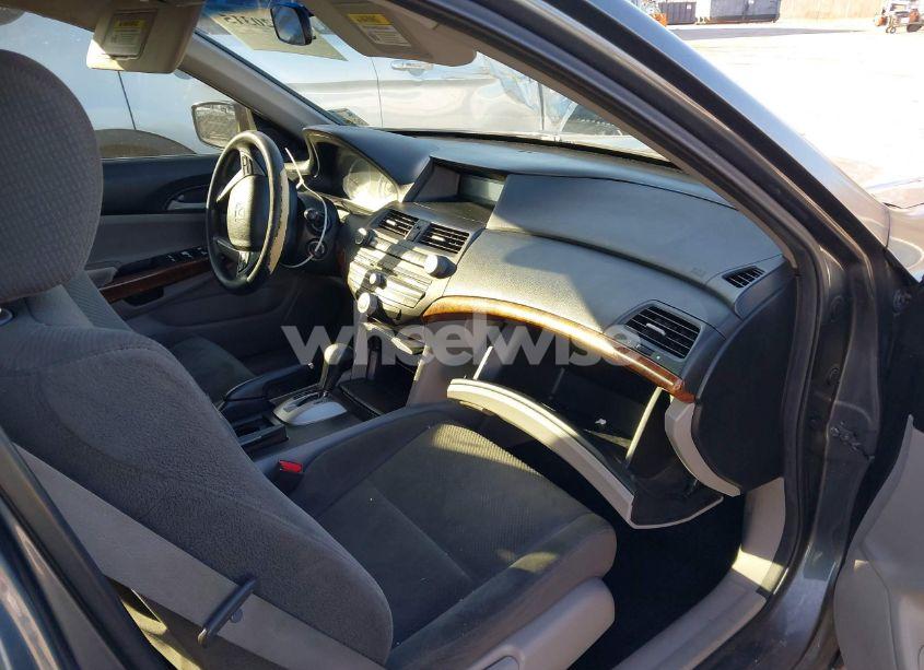 Photo 5 of 2011 Honda Accord 2.4 EX (VIN 1HGCP2F72BA028647)