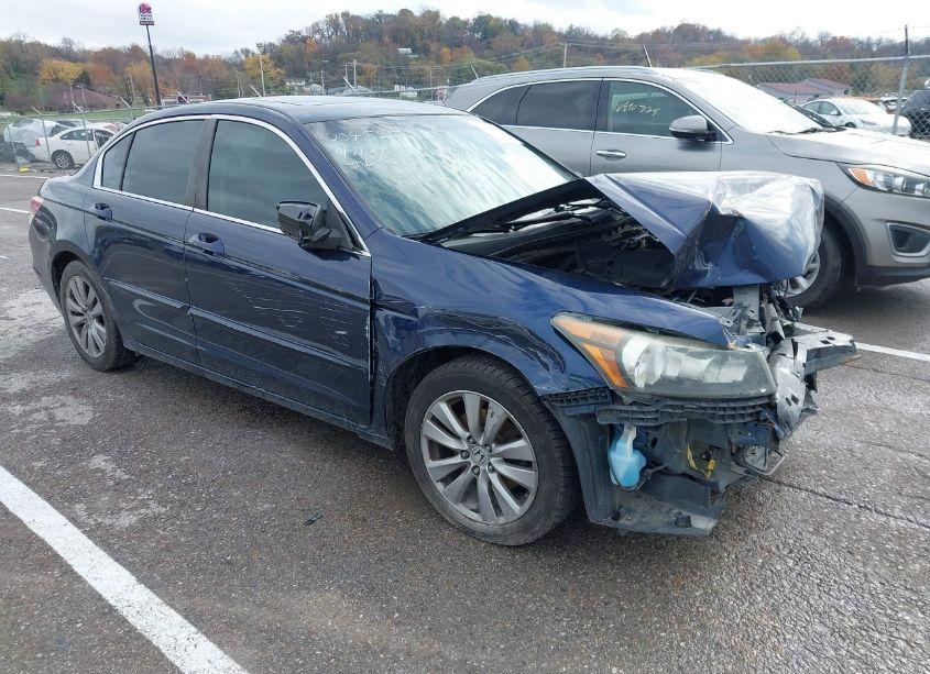 2011 Honda Accord 2.4 EX (VIN 1HGCP2F72BA118428) main photo
