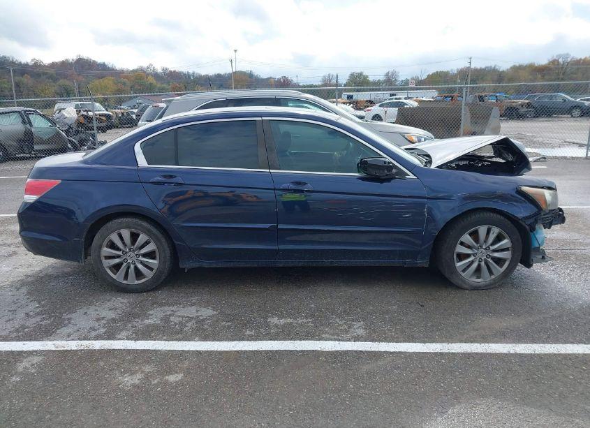 Photo 13 of 2011 Honda Accord 2.4 EX (VIN 1HGCP2F72BA118428)