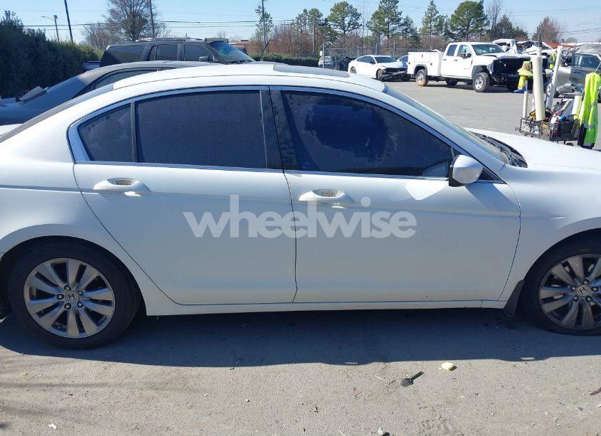 Photo 13 of 2012 Honda Accord 2.4 EX (VIN 1HGCP2F72CA000770)