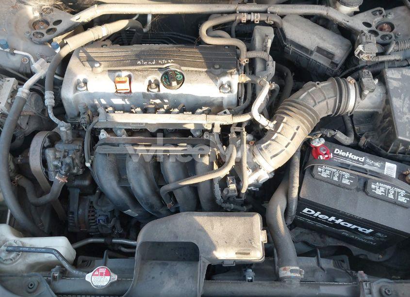 Photo 10 of 2010 Honda Accord 2.4 EX (VIN 1HGCP2F73AA049456)