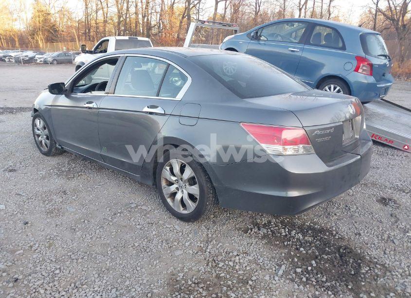 Photo 3 of 2010 Honda Accord 2.4 EX (VIN 1HGCP2F73AA114550)