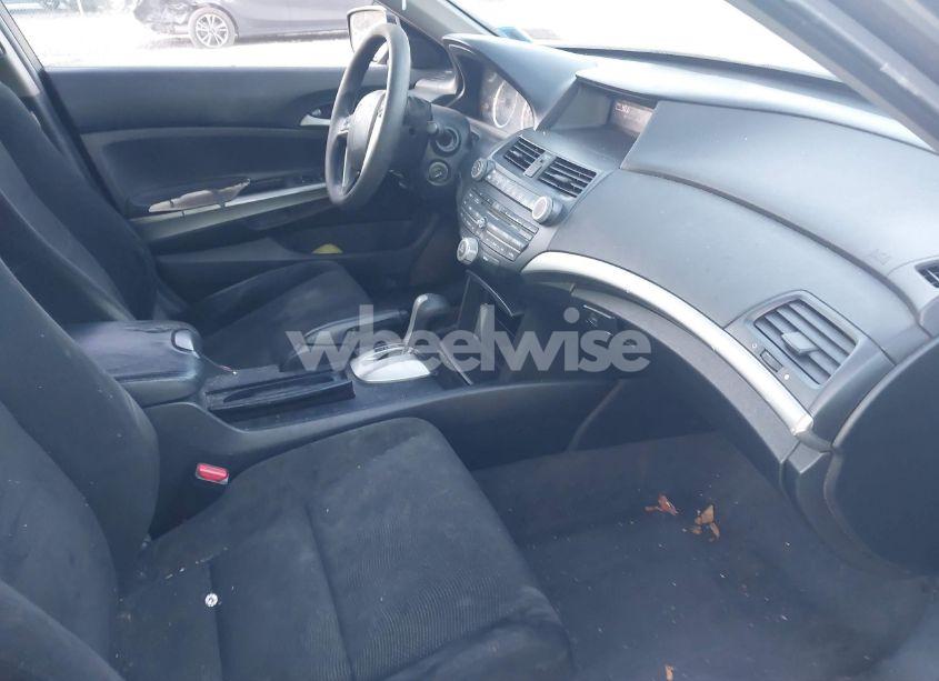 Photo 5 of 2010 Honda Accord 2.4 EX (VIN 1HGCP2F73AA114550)