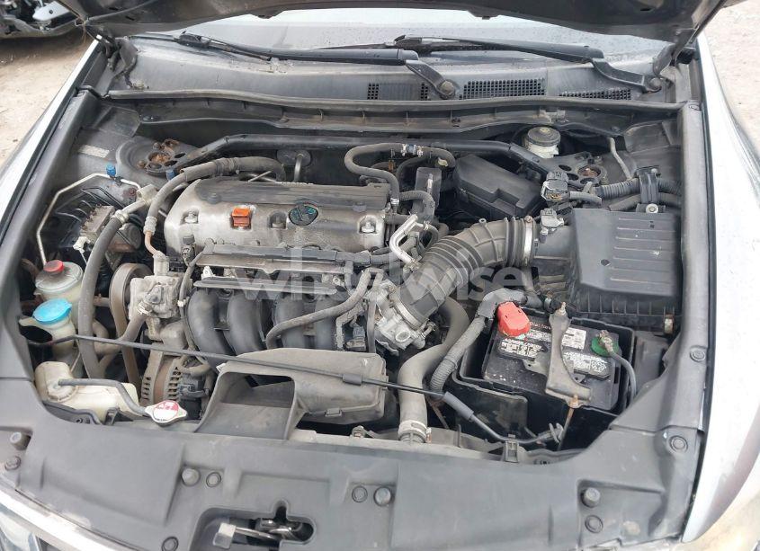 Photo 10 of 2010 Honda Accord 2.4 EX (VIN 1HGCP2F73AA173579)