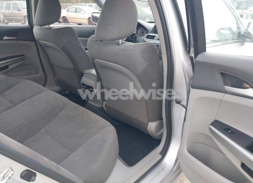 Photo 8 of 2010 Honda Accord 2.4 EX (VIN 1HGCP2F73AA179933)